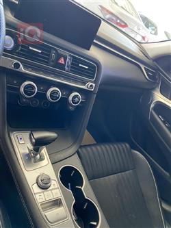 جنسس G70